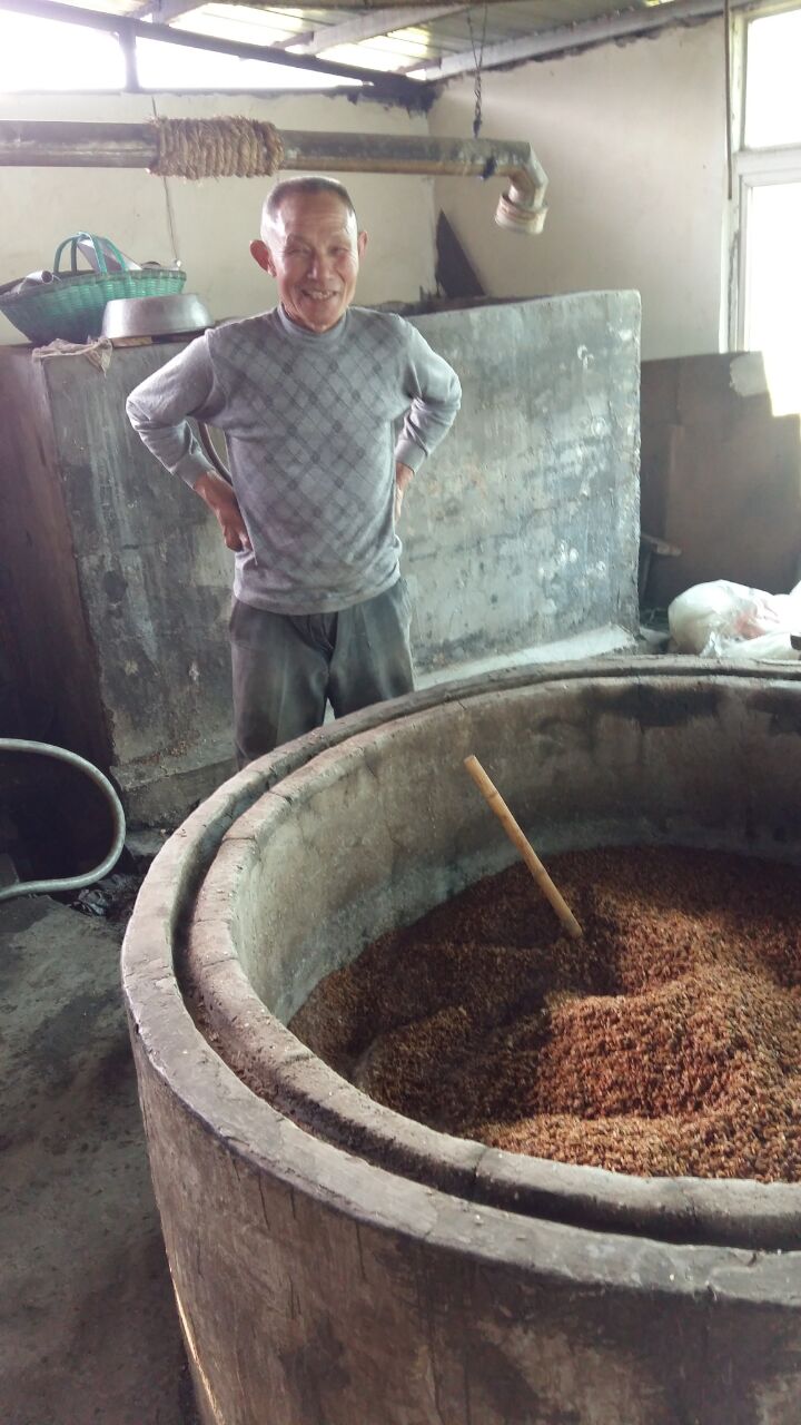 家庭釀酒設(shè)備,小型白酒釀酒設(shè)備,釀酒酒曲,高產(chǎn)酒曲,釀酒技術(shù)